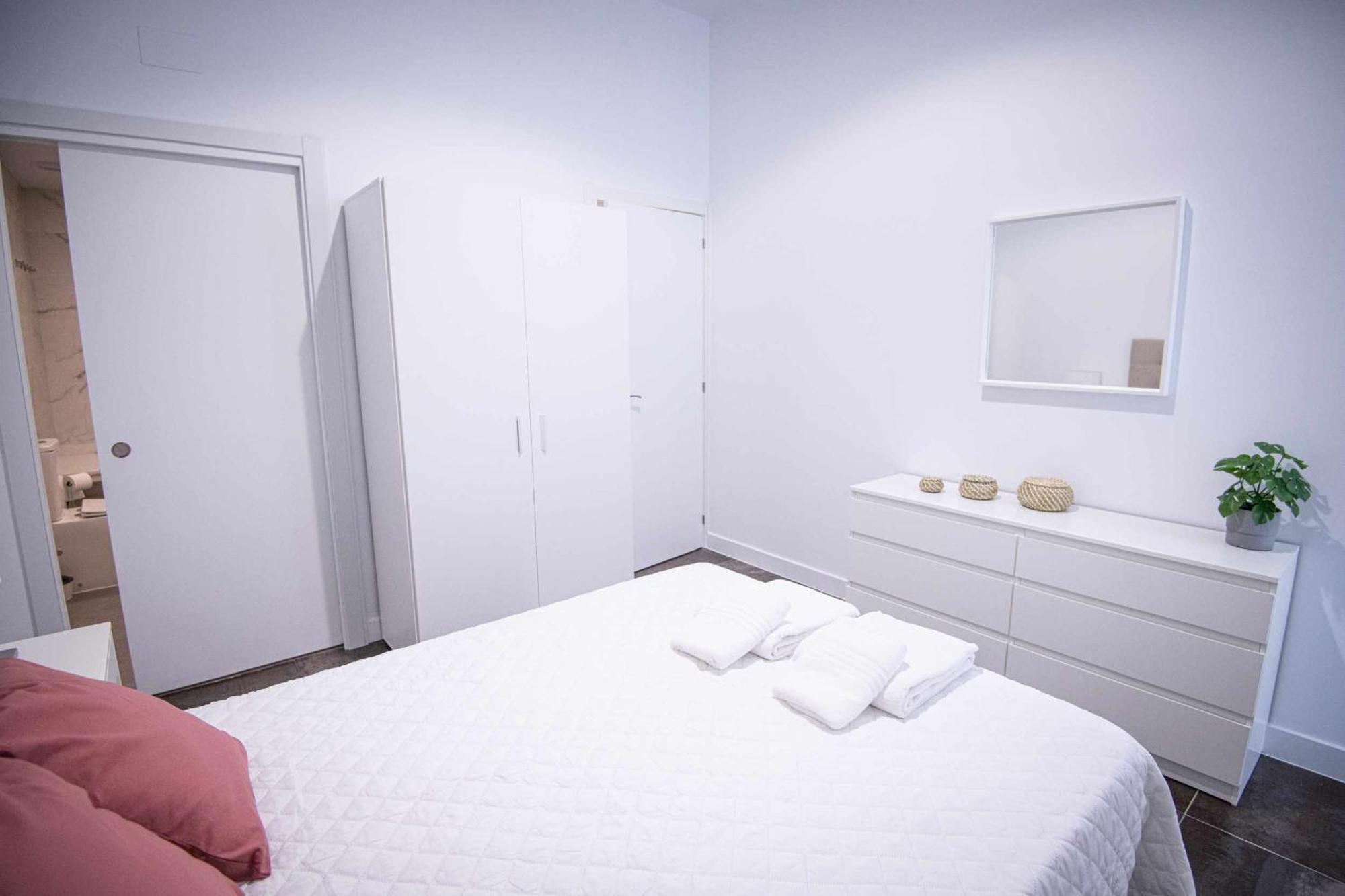 Antonio Lopez B Apartment